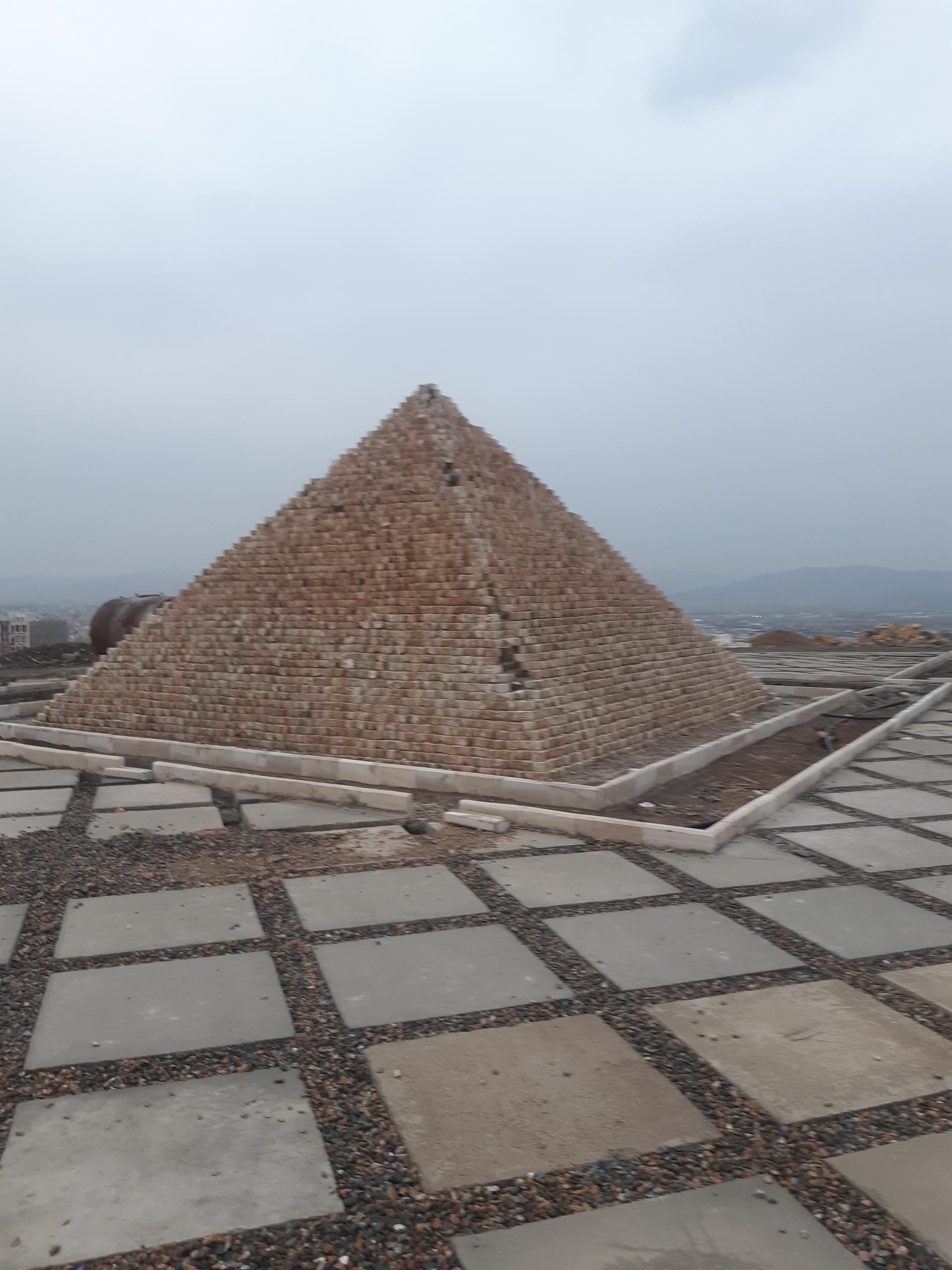 عکس اهرام ثلاثه مینی ورد