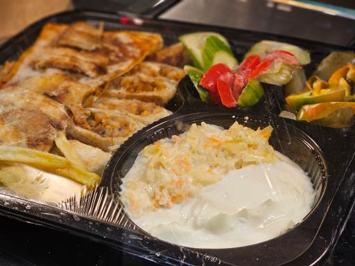 عکس رستوران آقا شامى