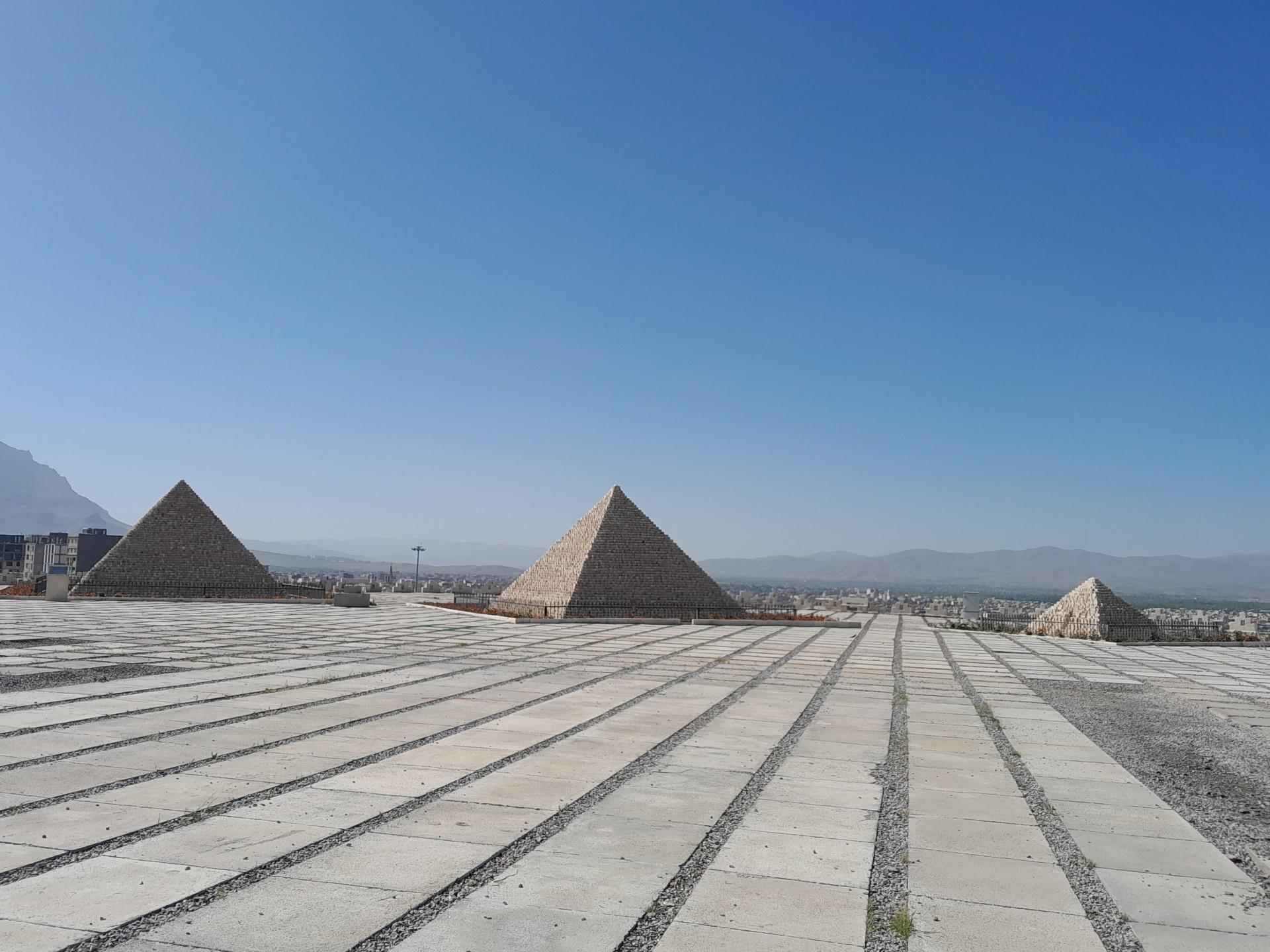 عکس اهرام ثلاثه مینی ورد