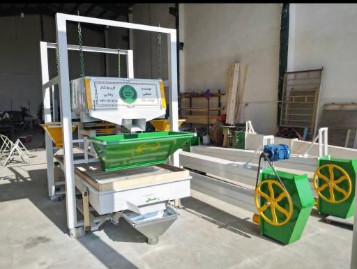 عکس موسسه فنی صنعتی خوشه نشاء