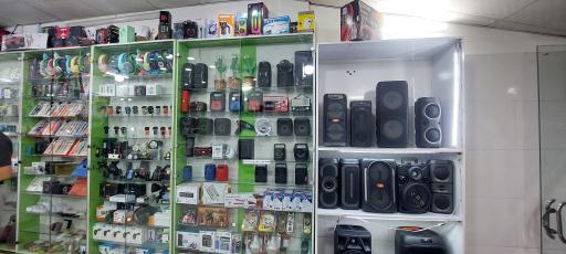 عکس صوتی و تصویری جانبی فرزام