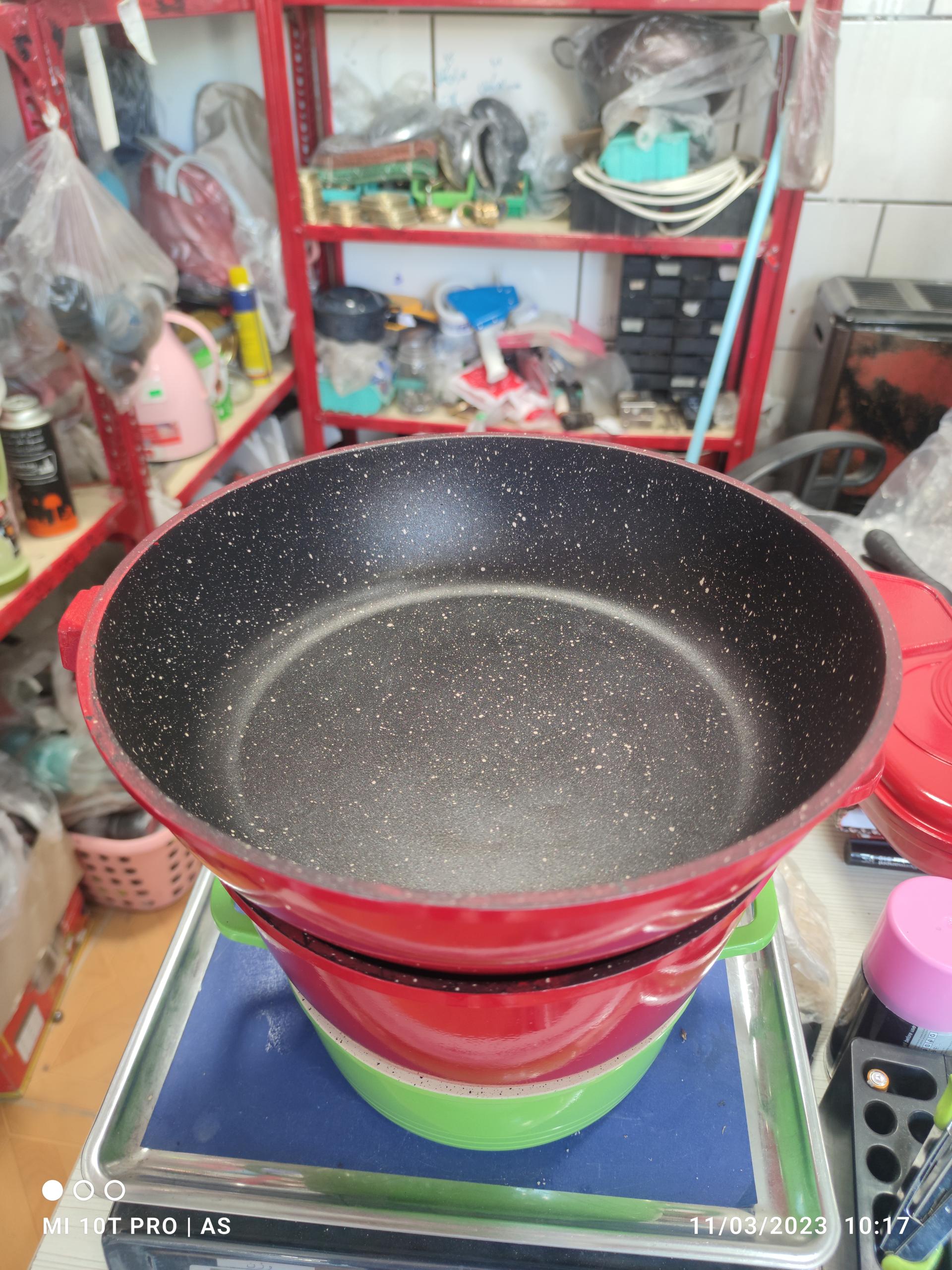 عکس بازسازی ظروف تفلون و چدن امیر