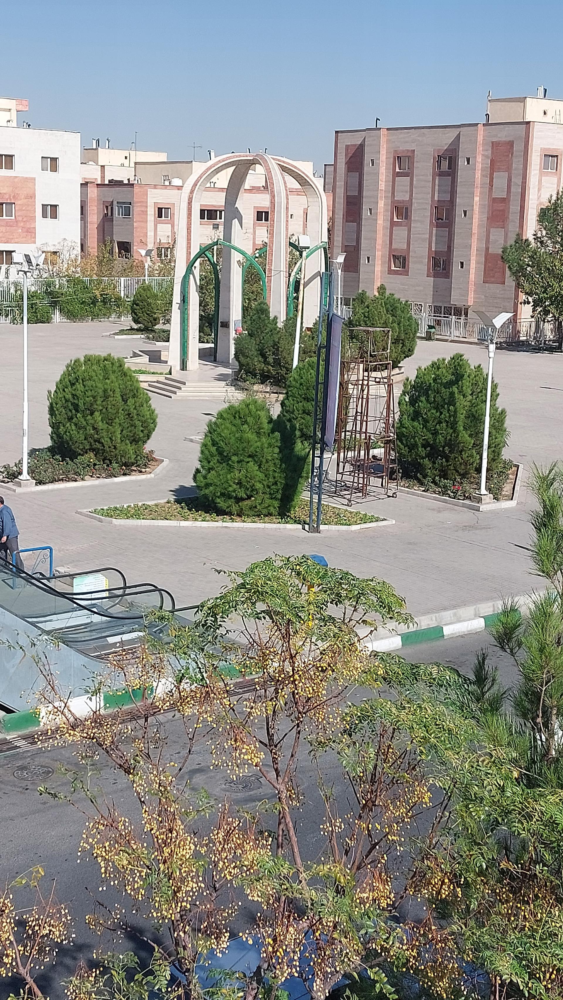 عکس مقبره شهید محمدعلی مبارک