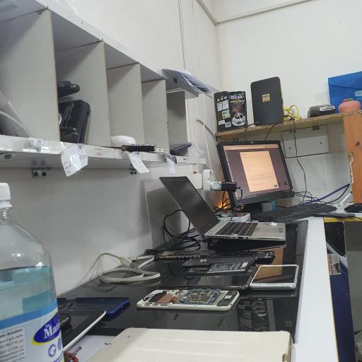 عکس موبایل برنا