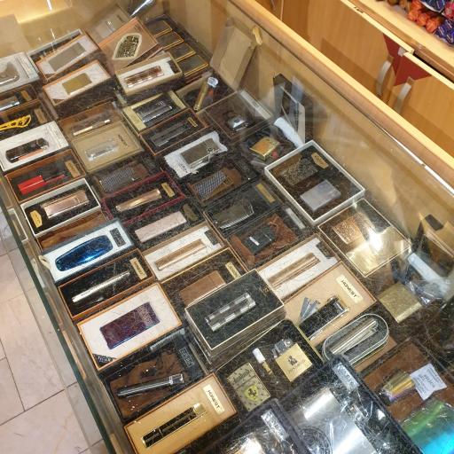 عکس گالری شانل