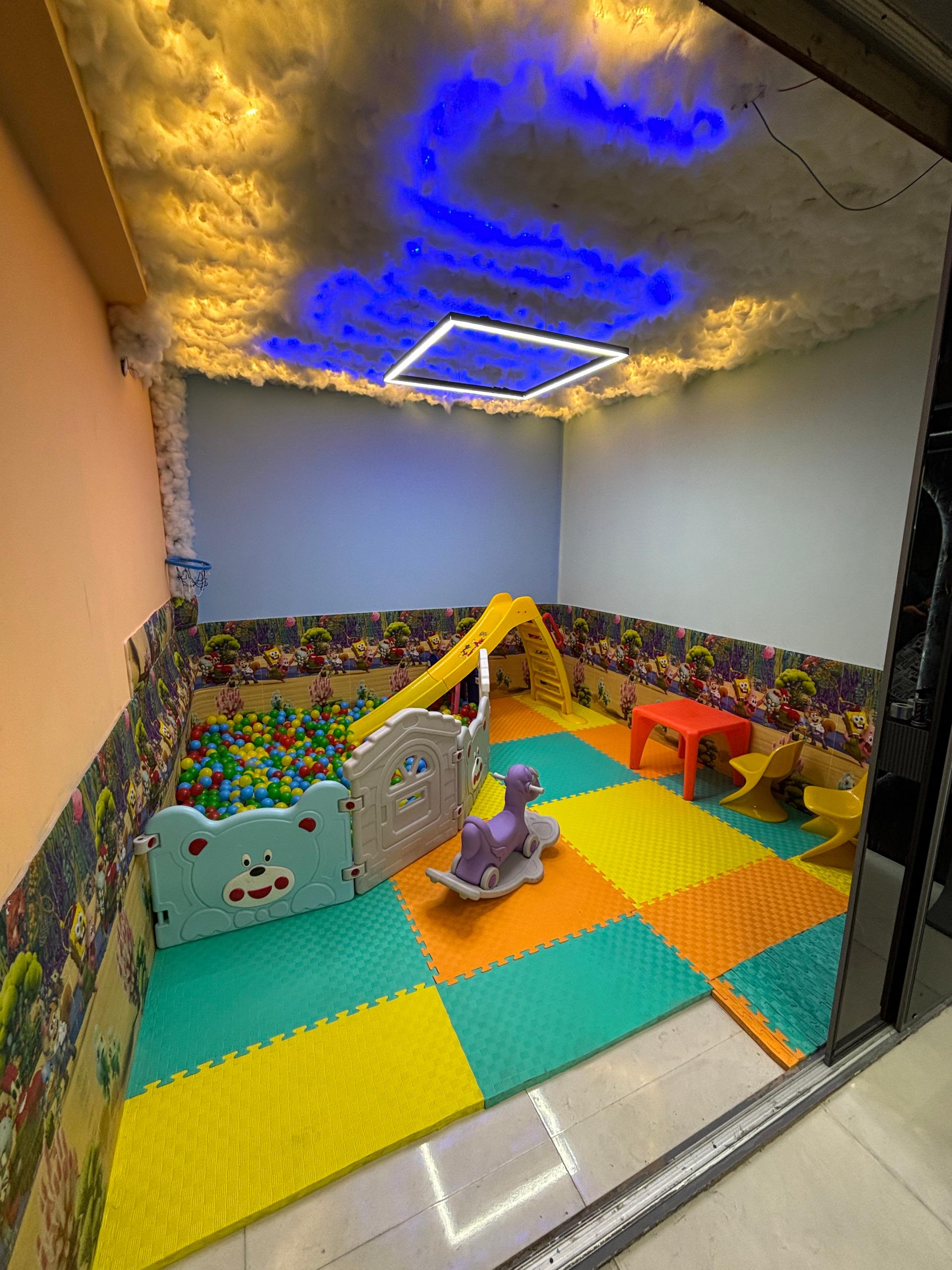 عکس آرایشگاه کودک آرا