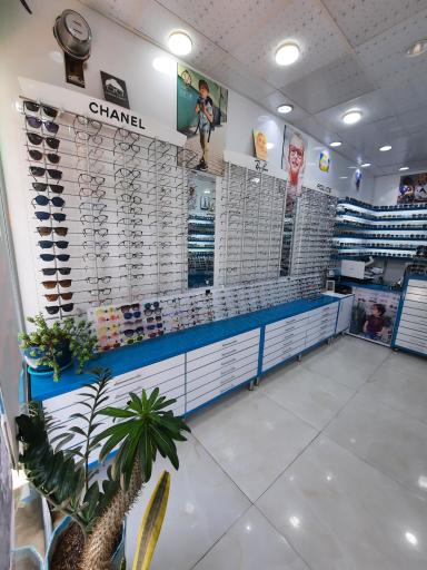 عکس عینک صدرا 