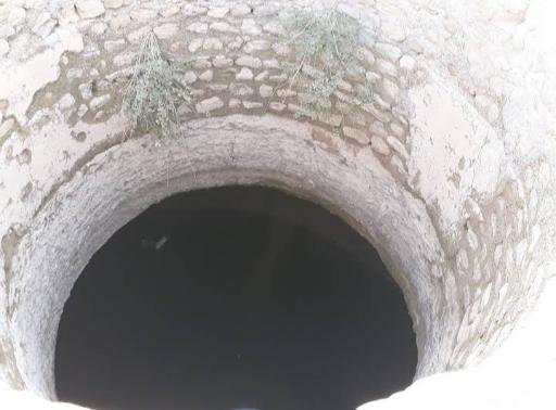 عکس چاه های آب بردستان
