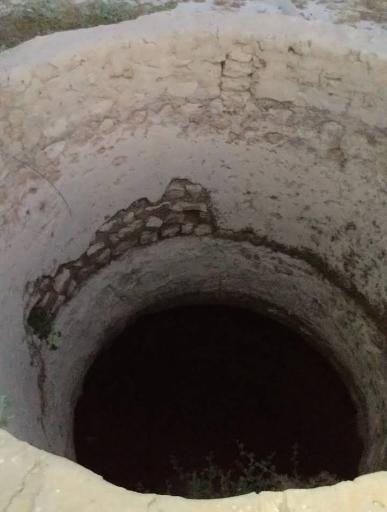 عکس چاه های آب بردستان