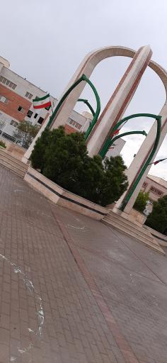 عکس مقبره شهید محمدعلی مبارک