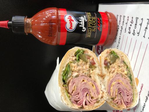 عکس پروتئین و ساندویچ سرد دنیز