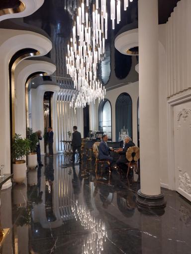 عکس تالار قصر عقیق