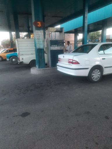 عکس پمپ گاز CNG شهید آوینی
