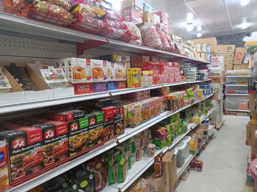 عکس هایپرمارکت گل نرگس