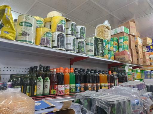 عکس هایپرمارکت گل نرگس