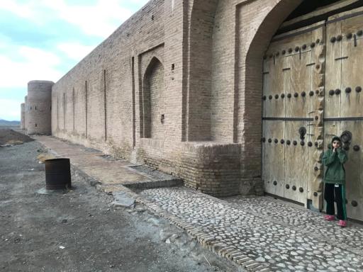 عکس کاروانسرای میاندشت