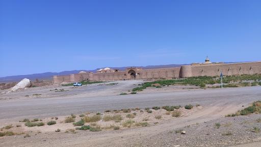 عکس کاروانسرای میاندشت