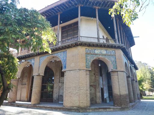 کاخ چهل ستون قزوین