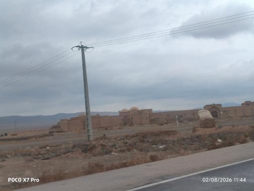 عکس کاروانسرای میاندشت