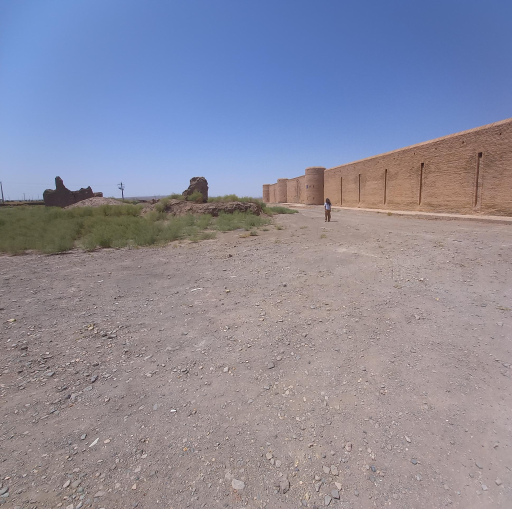 عکس کاروانسرای میاندشت