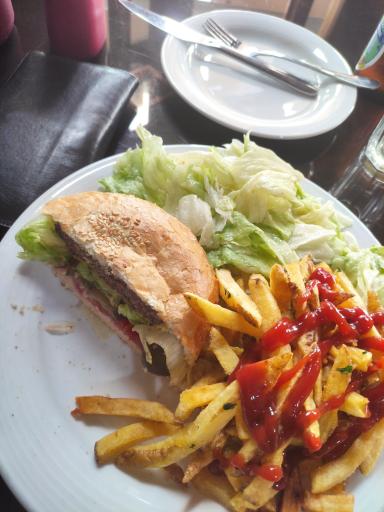 عکس پیتزا دانانو