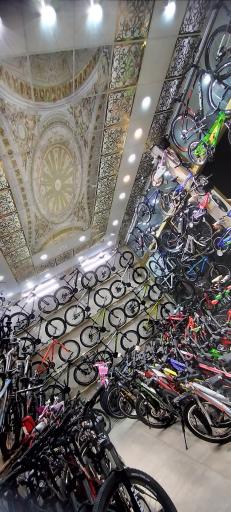 عکس فروشگاه دوچرخه فرزاد