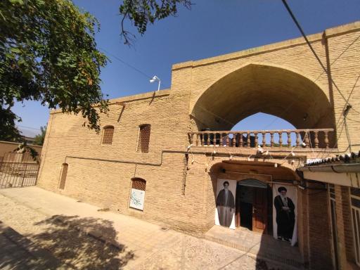 عکس مدرسه شاهرخیه بسطام