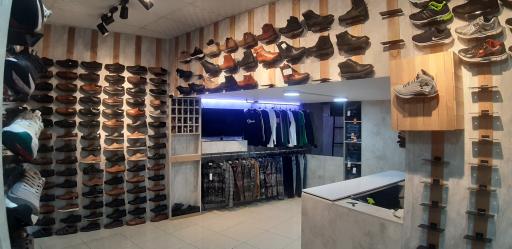 عکس کفش و پوشاک سایان