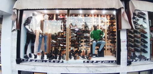 عکس کفش و پوشاک سایان