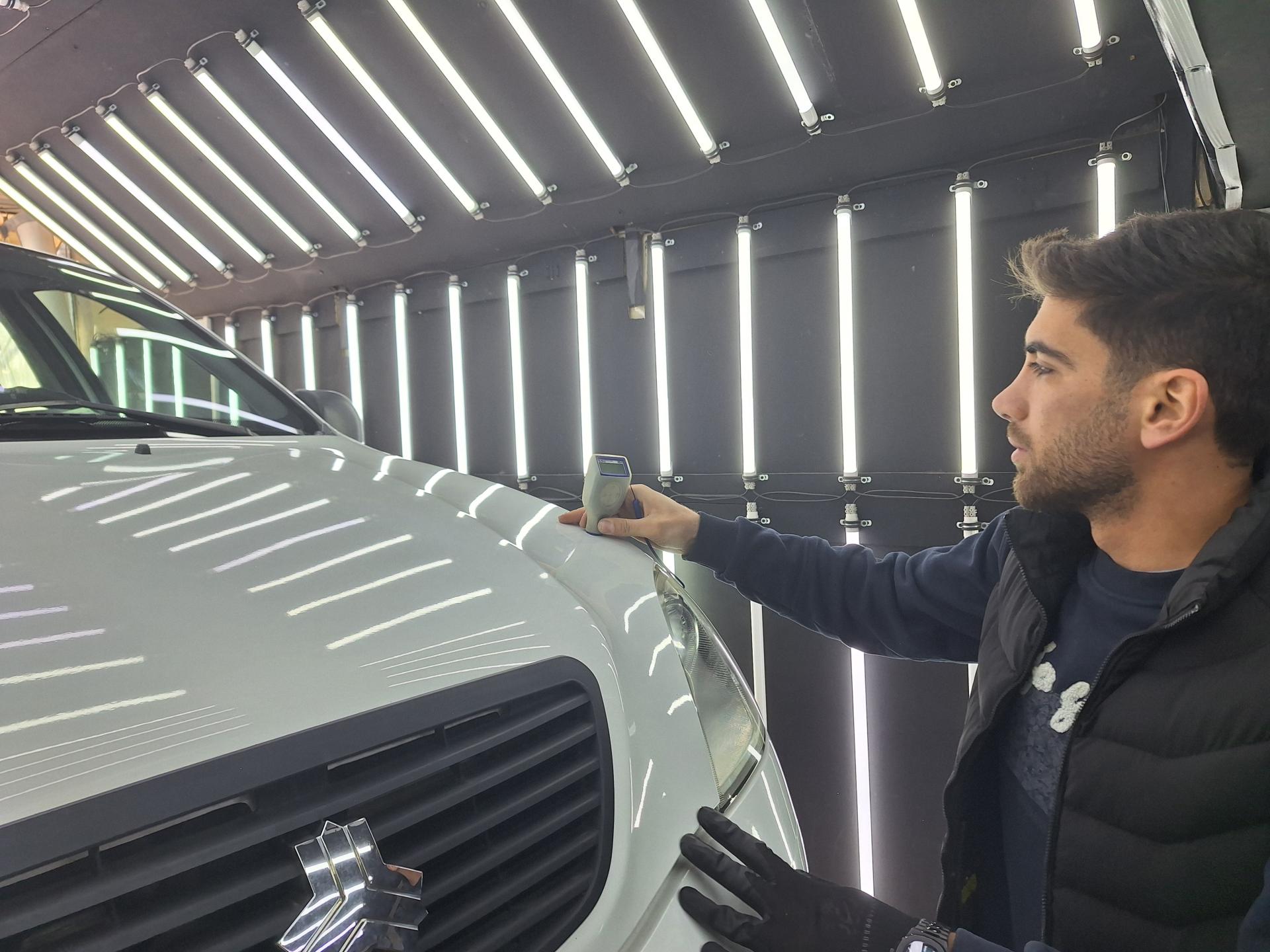 عکس تشخیص رنگ خودرو کریمی 