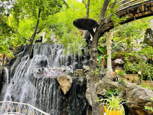 عکس رستوران کوروش