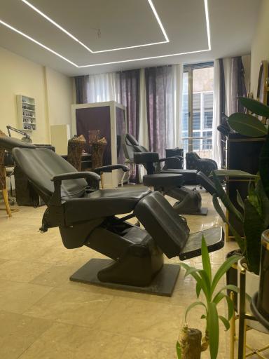 عکس زیبایی آوان