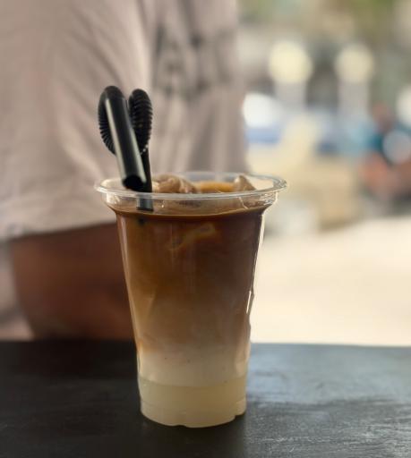 عکس کافه مثلث