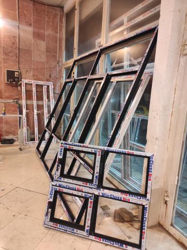 عکس درب و پنجره دوجداره وین تَک