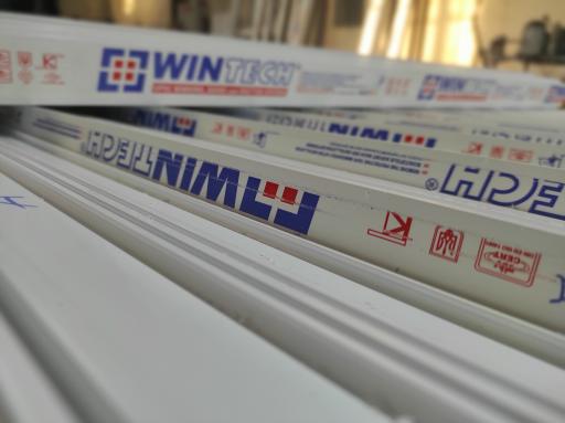 عکس درب و پنجره دوجداره وین تَک