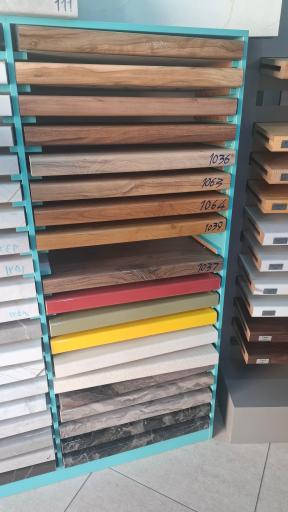 عکس نمایشگاه صداقت چوبکده 2