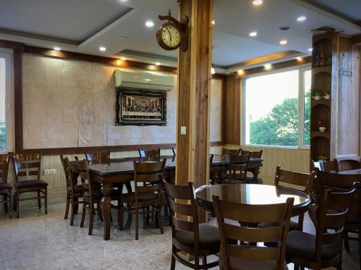 عکس رستوران خلوت دل