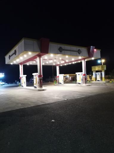 عکس پمپ بنزین اخلاقی بندر امام حسن