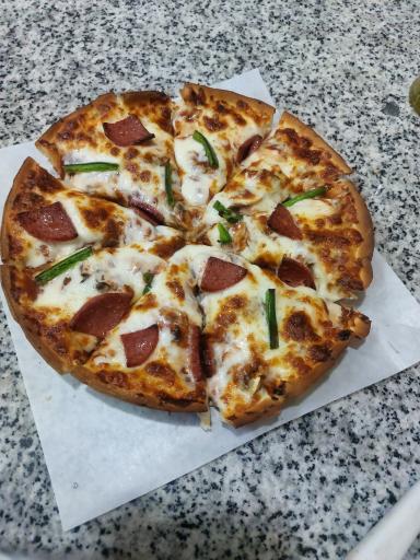 عکس پیتزا ساندویچ اورجینال