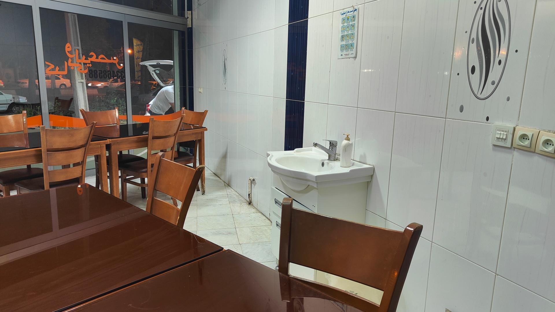 عکس کبابی ولیعصر