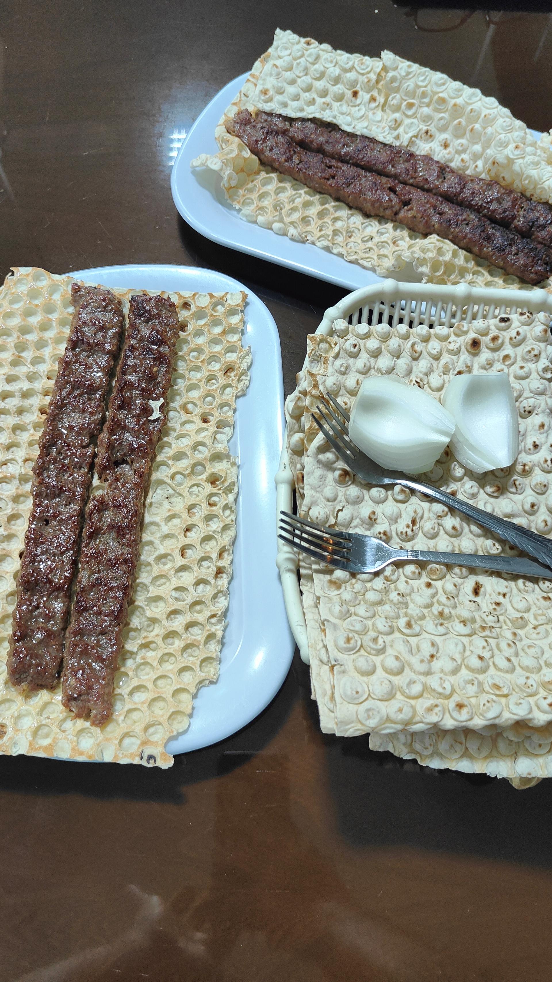 عکس کبابی ولیعصر