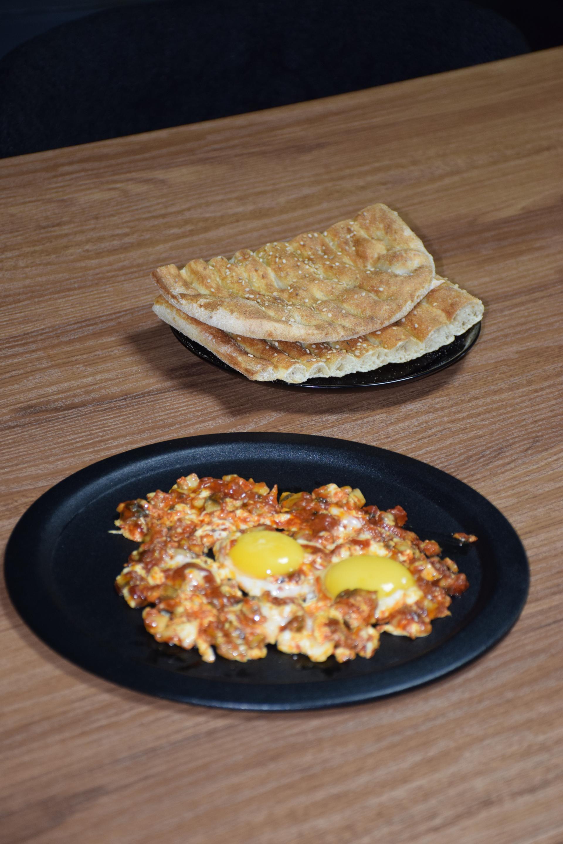 عکس کافه دیاکو