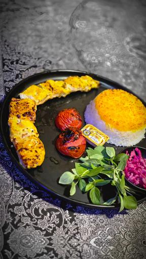 عکس باغچه خانوادگی مارینا