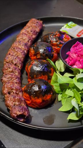 عکس باغچه خانوادگی مارینا