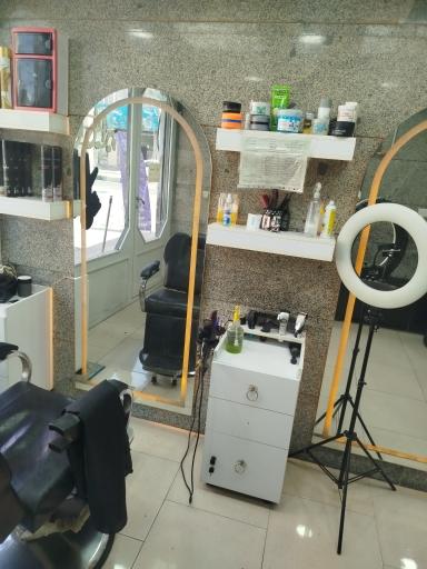 عکس پیرایش رخ نما