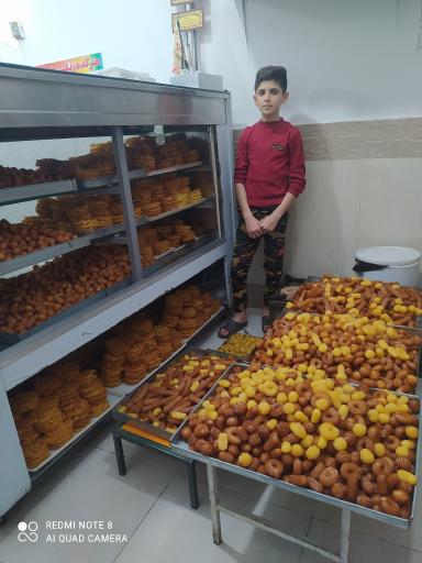 عکس شیرینی‌سرای ماهان