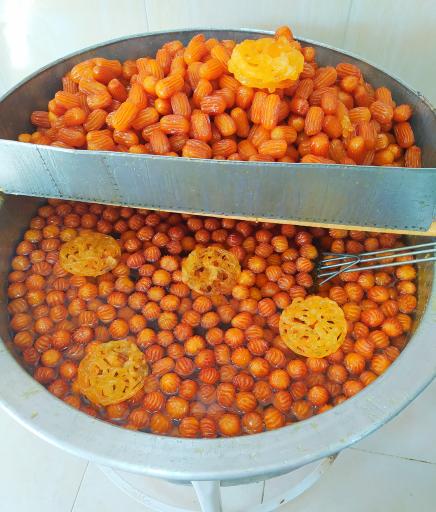 عکس شیرینی‌سرای ماهان