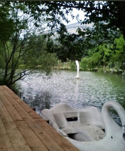 عکس دریاچه بهشت 