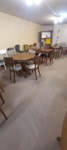 عکس مبلمان مکعب چوبی