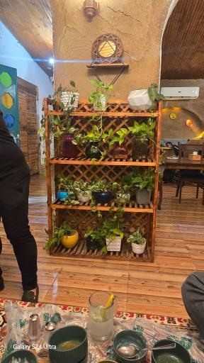 عکس کافه رستوران خورشید سرخ